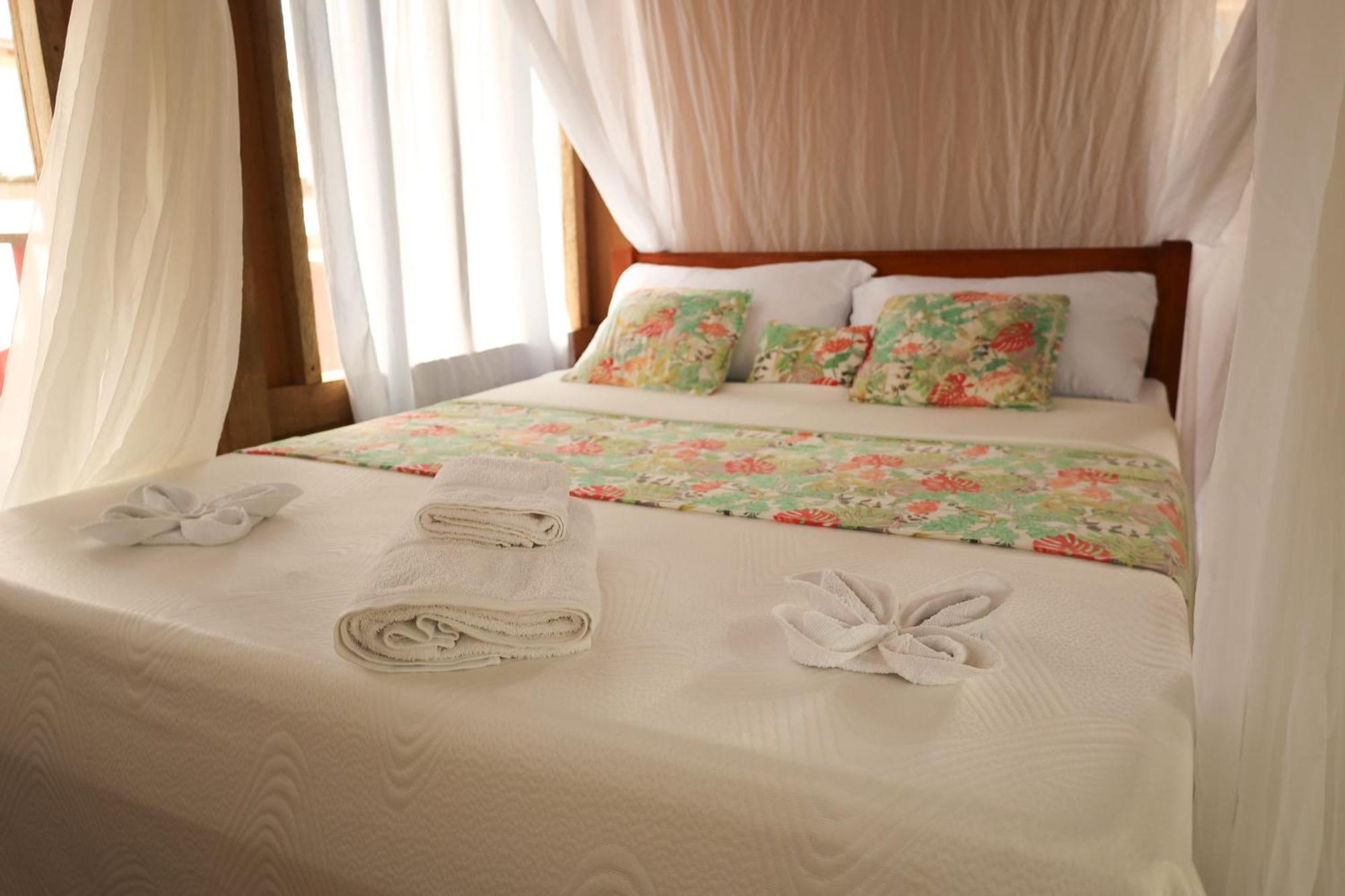 La Ceiba, Amazonas Hotel เลติเซีย ภายนอก รูปภาพ