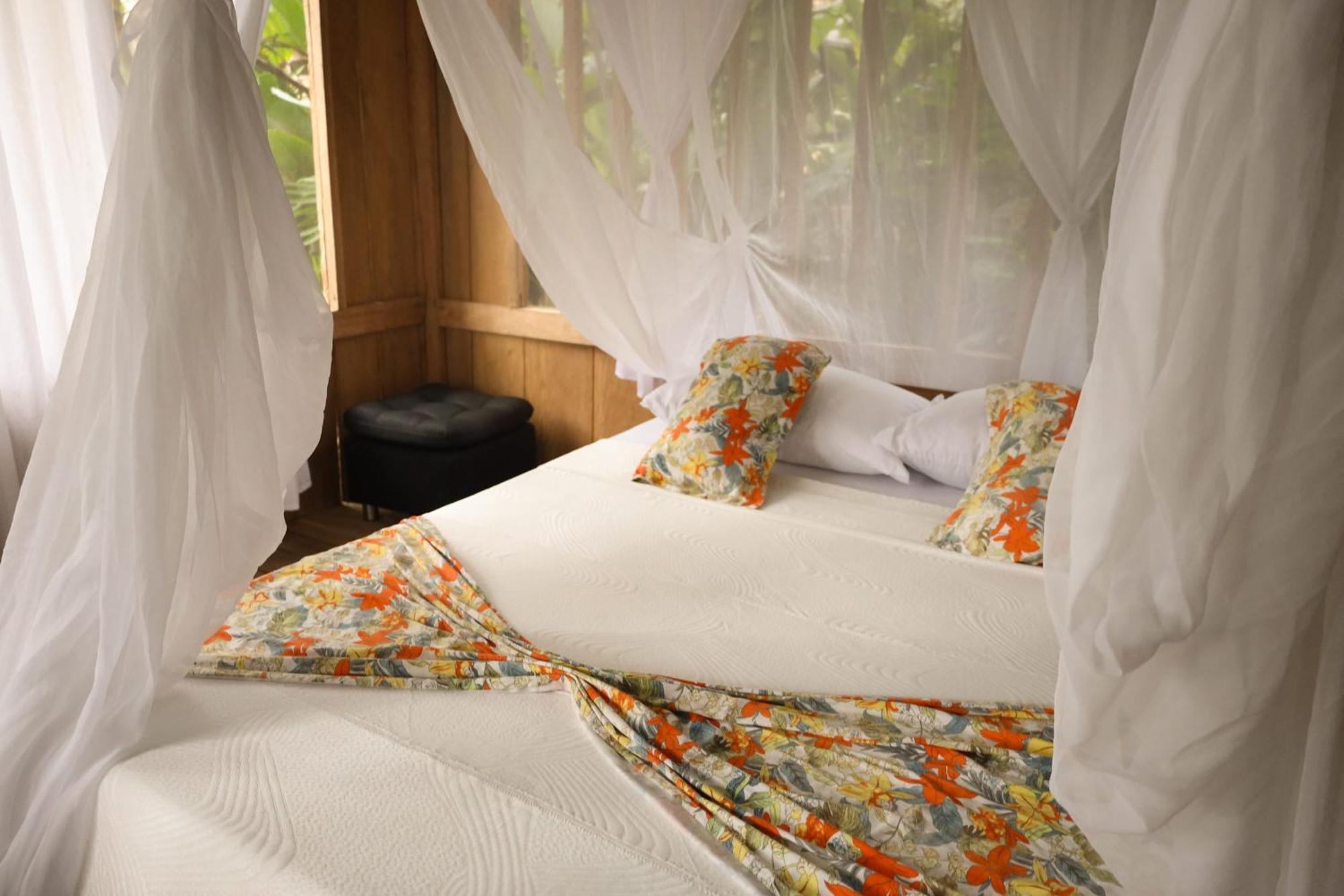 La Ceiba, Amazonas Hotel เลติเซีย ภายนอก รูปภาพ